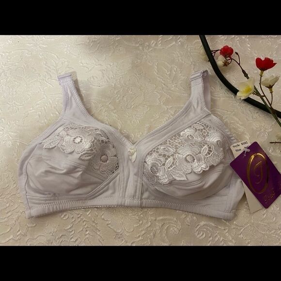 💥Isabella assorted lace embroidery floral Bra 36C - Picture 15 of 15